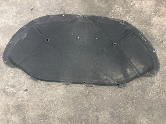 bontott SKODA OCTAVIA III Motorháztető Szigetelés