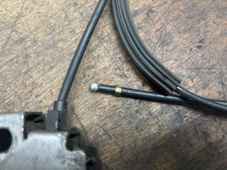 bontott SKODA OCTAVIA III Motorháztető Zárszerkezet