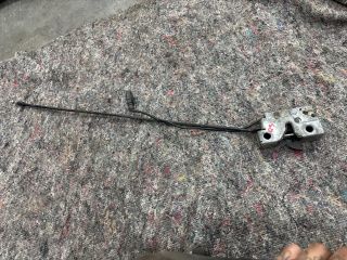 bontott SKODA OCTAVIA III Motorháztető Zárszerkezet