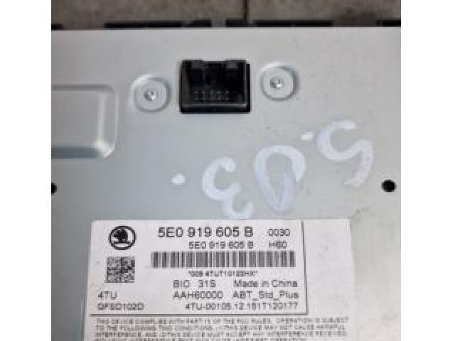 bontott SKODA OCTAVIA III Multifunkciós Kijelző