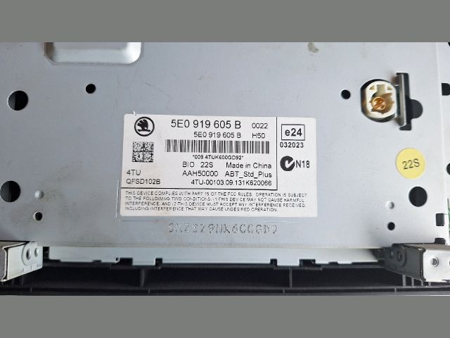 bontott SKODA OCTAVIA III Multifunkciós Kijelző