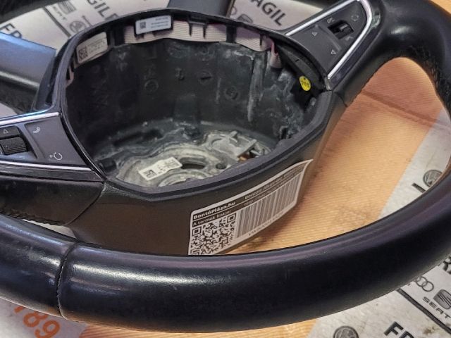 bontott SKODA OCTAVIA III Multikormány