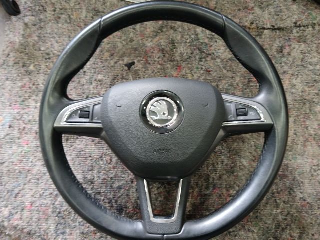 bontott SKODA OCTAVIA III Multikormány