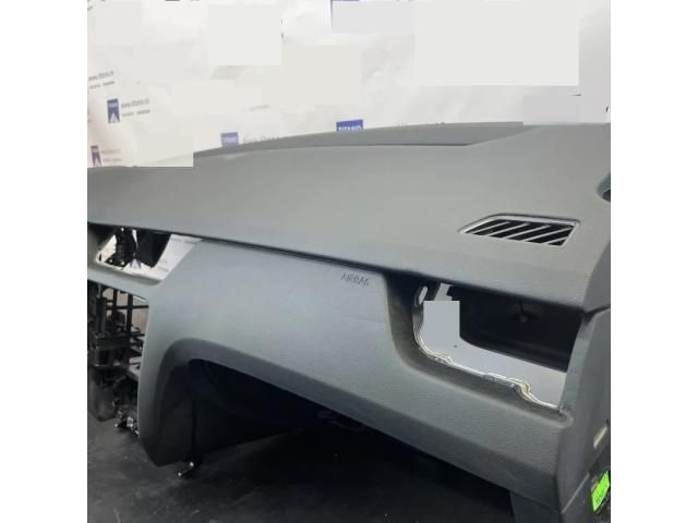 bontott SKODA OCTAVIA III Műszerfal Héj