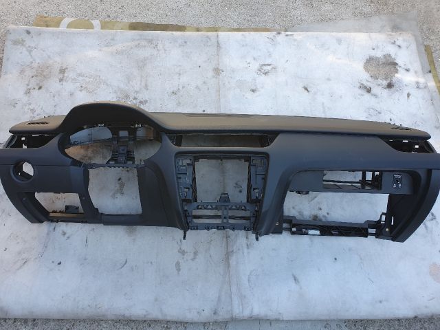 bontott SKODA OCTAVIA III Műszerfal Héj