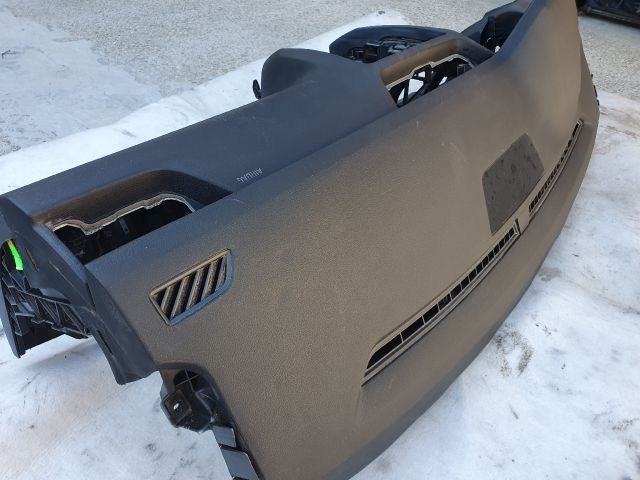 bontott SKODA OCTAVIA III Műszerfal Héj