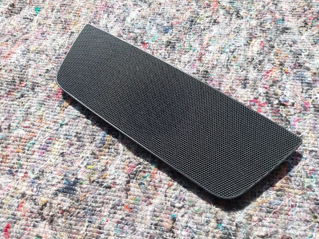 bontott SKODA OCTAVIA III Műszerfal Középső Hangszóró Burkolat