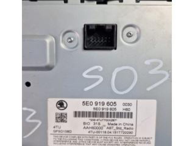 bontott SKODA OCTAVIA III Navigációs Fejegység