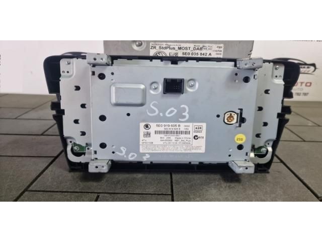 bontott SKODA OCTAVIA III Navigációs Fejegység