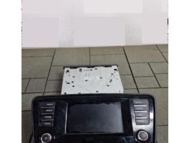 bontott SKODA OCTAVIA III Navigációs Fejegység