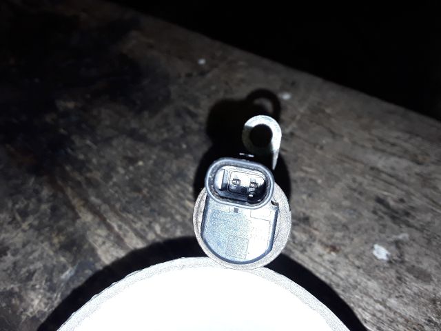 bontott SKODA OCTAVIA III Olajnyomás Szelep Okoskerékhez