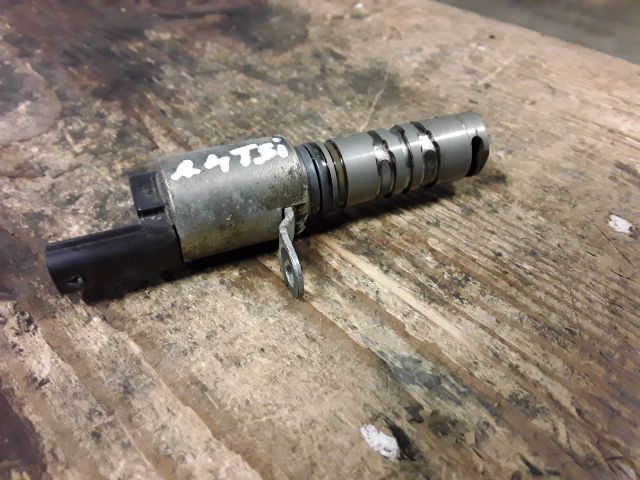 bontott SKODA OCTAVIA III Olajnyomás Szelep Okoskerékhez