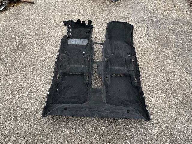 bontott SKODA OCTAVIA III Padlószőnyeg