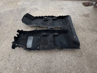 bontott SKODA OCTAVIA III Padlószőnyeg