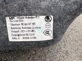 bontott SKODA OCTAVIA III Padlószőnyeg