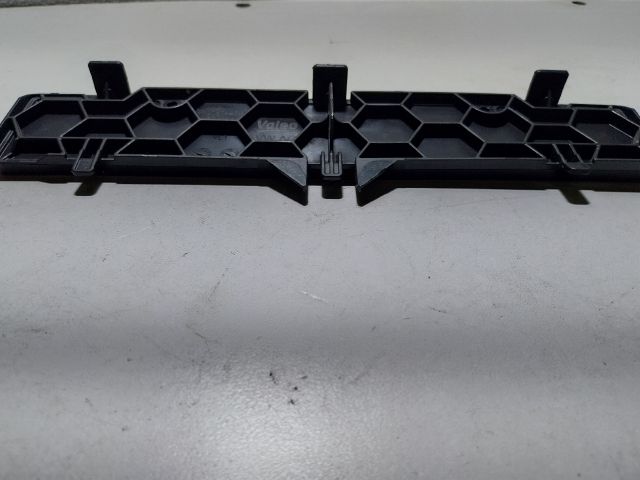 bontott SKODA OCTAVIA III Pollenszűrő Fedél