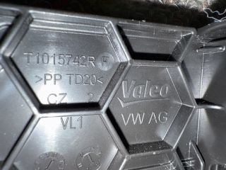 bontott SKODA OCTAVIA III Pollenszűrő Fedél