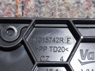 bontott SKODA OCTAVIA III Pollenszűrő Fedél