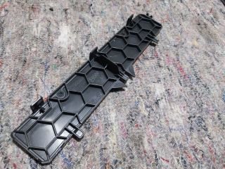 bontott SKODA OCTAVIA III Pollenszűrő Fedél