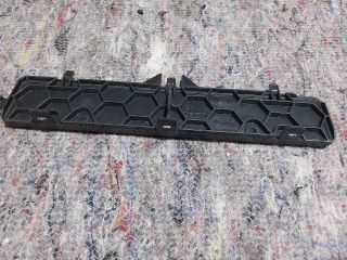 bontott SKODA OCTAVIA III Pollenszűrő Fedél