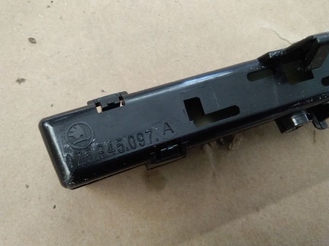 bontott SKODA OCTAVIA III Pótféklámpa