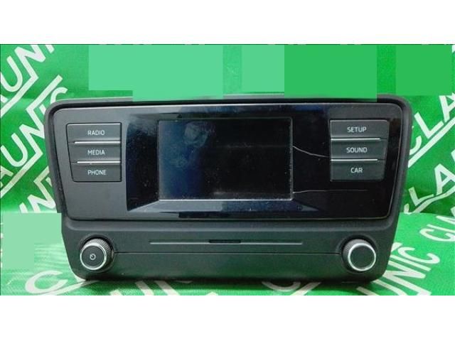 bontott SKODA OCTAVIA III Rádió / CD