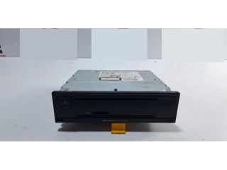 bontott SKODA OCTAVIA III Rádió / CD