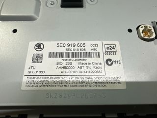 bontott SKODA OCTAVIA III Rádió / CD