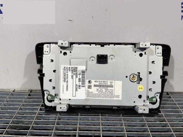 bontott SKODA OCTAVIA III Rádió / CD