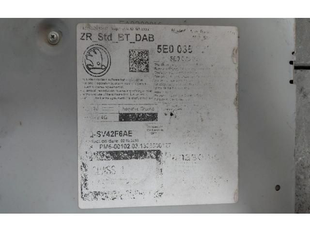 bontott SKODA OCTAVIA III Rádió / CD