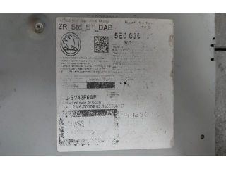 bontott SKODA OCTAVIA III Rádió / CD