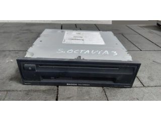 bontott SKODA OCTAVIA III Rádió / CD