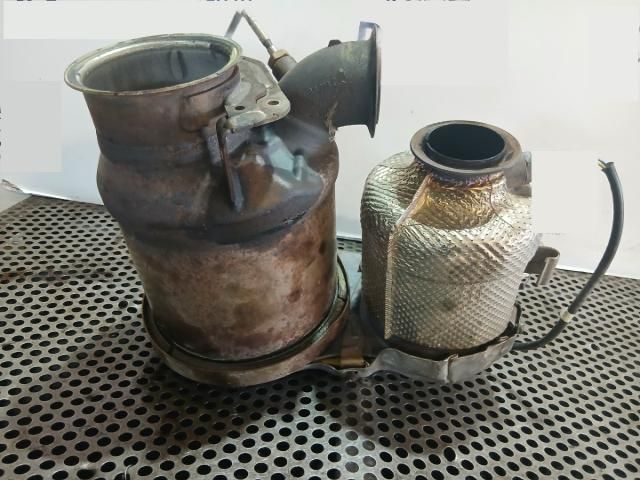 bontott SKODA OCTAVIA III Részecskeszűrő