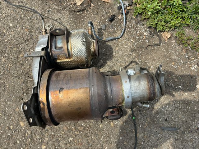 bontott SKODA OCTAVIA III Részecskeszűrő