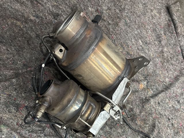 bontott SKODA OCTAVIA III Részecskeszűrő