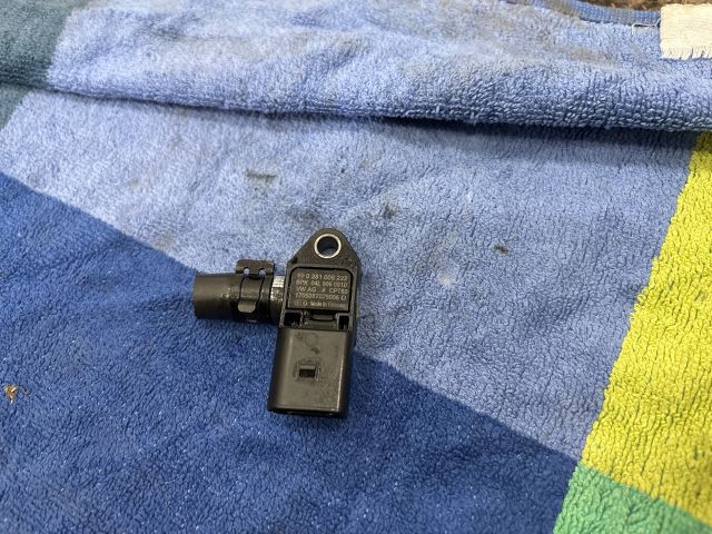 bontott SKODA OCTAVIA III Részecskeszűrő