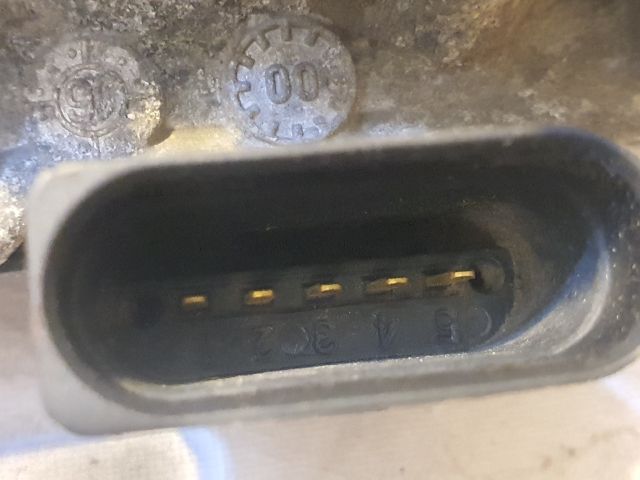 bontott SKODA OCTAVIA III Szívósor Elektronika