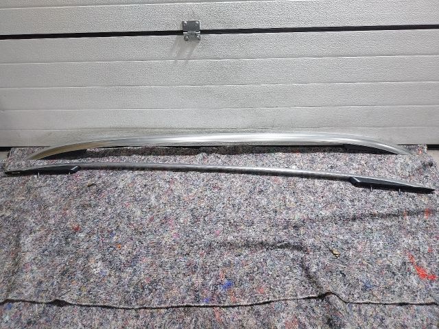 bontott SKODA OCTAVIA III Tető Díszléc