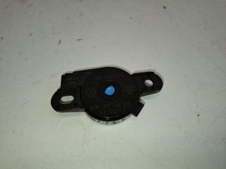 bontott SKODA OCTAVIA III Tolatóradar Hangszóró