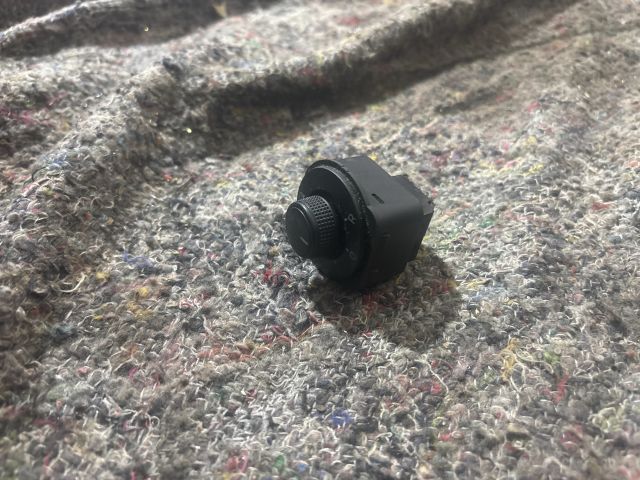 bontott SKODA OCTAVIA III Tükör Kapcsoló