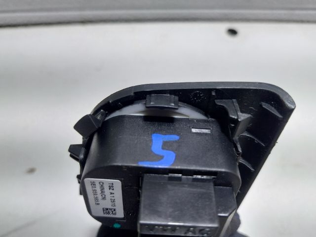 bontott SKODA OCTAVIA III Tükör Kapcsoló