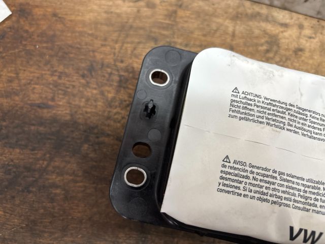 bontott SKODA OCTAVIA III Utasoldali Légzsák