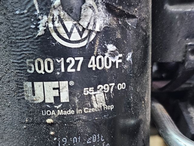 bontott SKODA OCTAVIA III Üzemanyagszűrő Ház