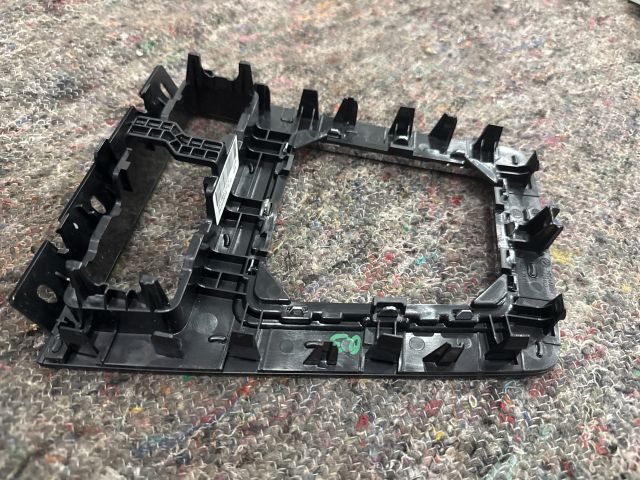 bontott SKODA OCTAVIA III Váltókar Keret