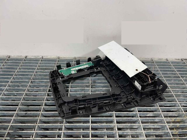 bontott SKODA OCTAVIA III Váltókar Keret