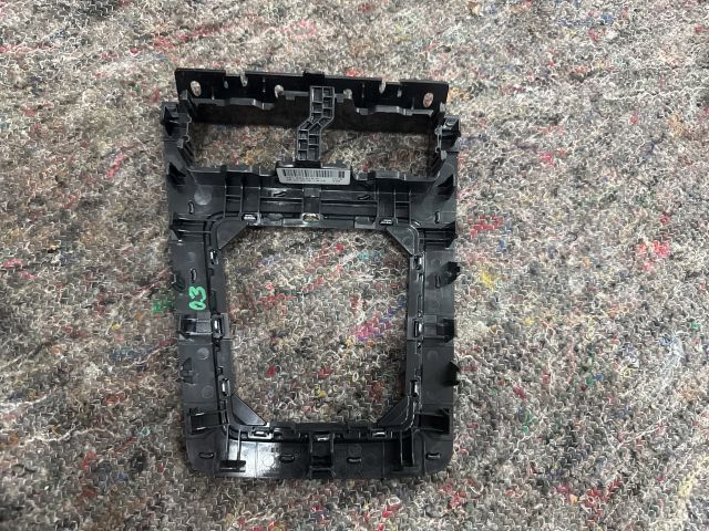 bontott SKODA OCTAVIA III Váltókar Keret