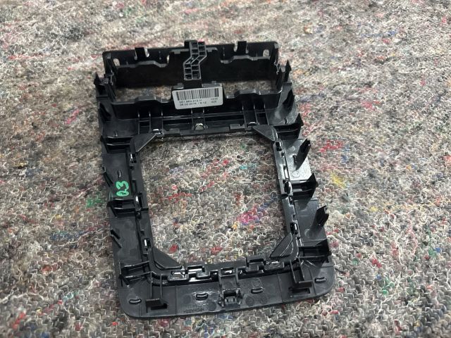 bontott SKODA OCTAVIA III Váltókar Keret