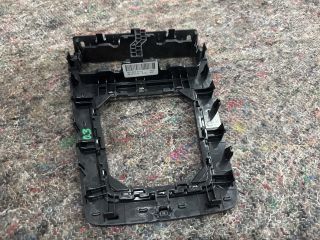 bontott SKODA OCTAVIA III Váltókar Keret