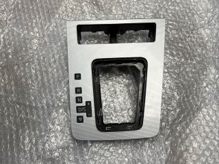 bontott SKODA OCTAVIA III Váltószoknya Rögzítő Keret