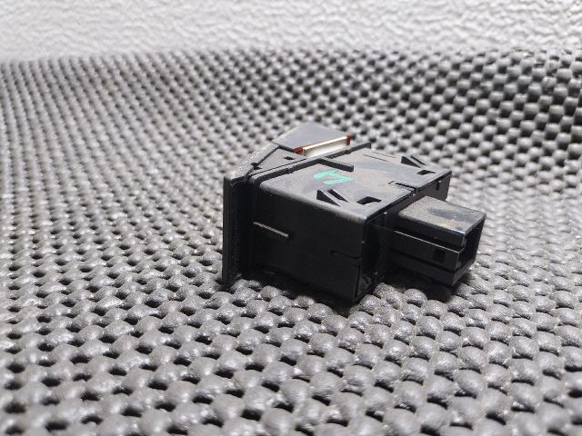 bontott SKODA OCTAVIA III Vészvillogó Kapcsoló